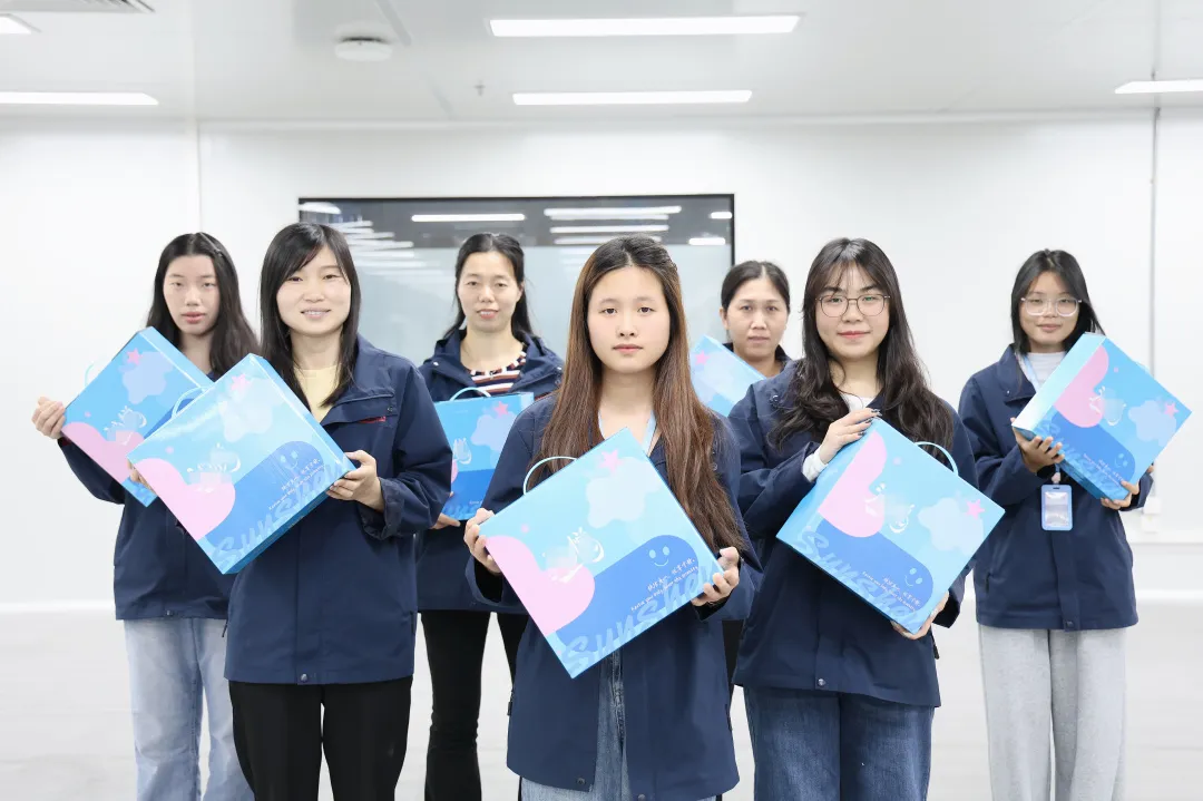女神节：黄石“乒”出欢乐，昭通“河妆你甜美！